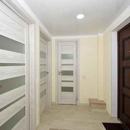 Apartament Confortabil Si Cald In Centrul Chisinaului Lev Tolstoi 43a Apartment *